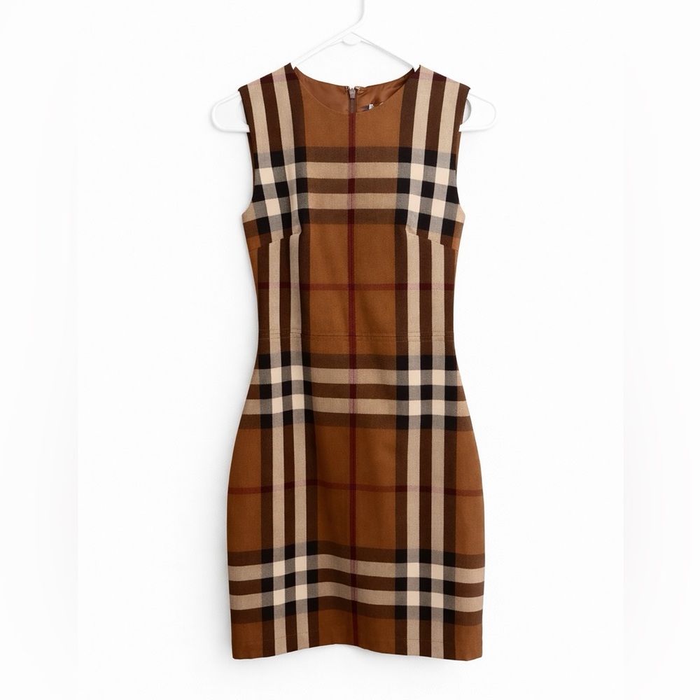 Burberry “Macy” Sheath Dress Size 2 NWT